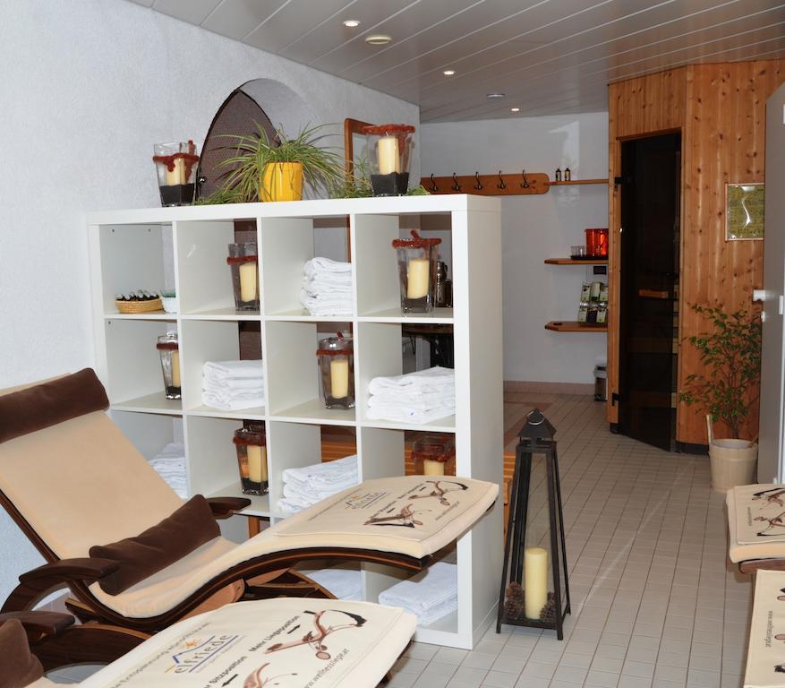 Hotel Garni Apart Elfriede Fiss Bagian luar foto