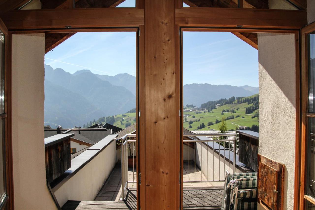 Hotel Garni Apart Elfriede Fiss Bagian luar foto